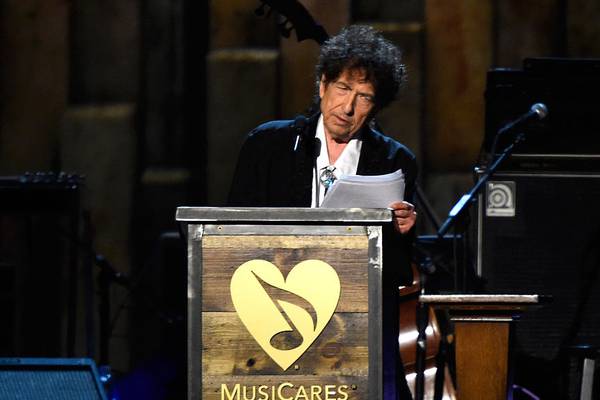 Bob Dylan sells entire recorded catalog to Sony
